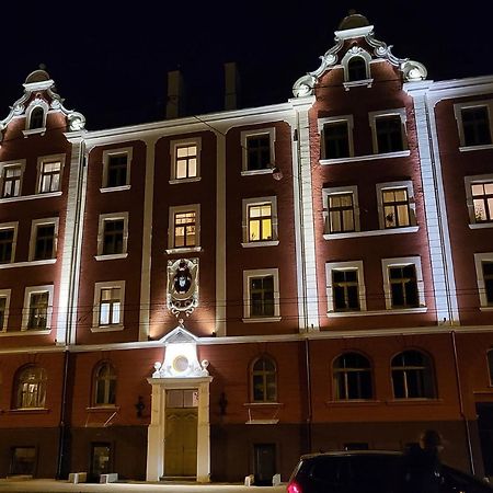 Ancient Storie'S Ap 65Sqm Renovated Free Parking Apartman Riga Kültér fotó